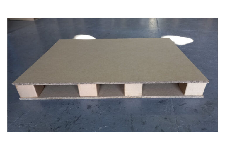 Pallet de Papelão